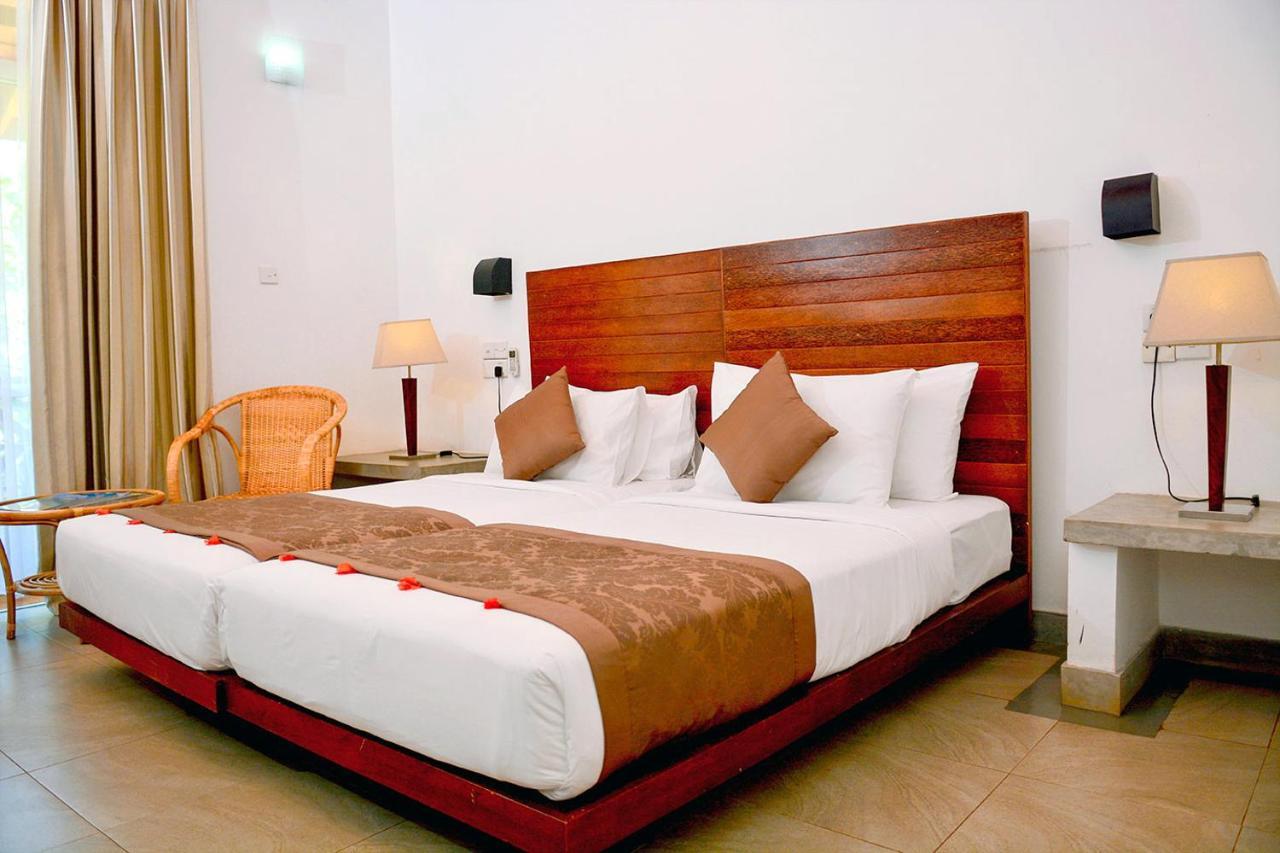 Amaranthe Bay Resort & Spa Trincomalee Eksteriør bilde